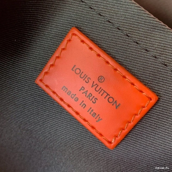 Louis Backpack Vuitton 0218